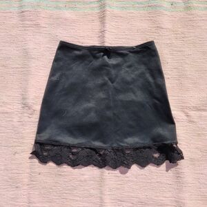 Elegant Black Lace Hem Skirt